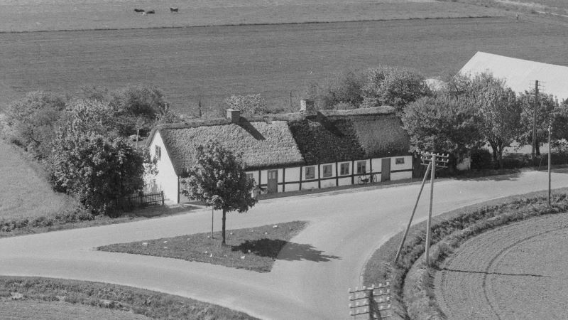 1958  Aalborg Luftfoto;  Det Kgl. Bibliotek  http://www5.kb.dk/danmarksetfraluften/images/luftfo/2011/maj/luftfoto/object2269394