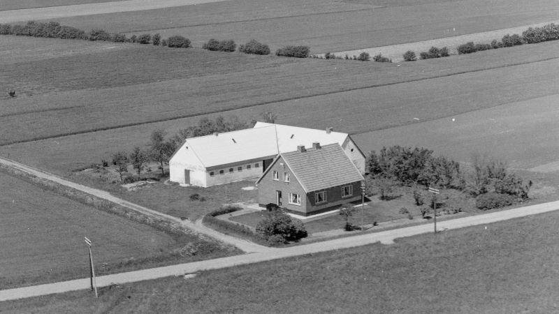 1957 Aalborg Luftfoto; Det Kgl. Bibliotek.
http://www5.kb.dk/danmarksetfraluften/images/luftfo/2011/maj/luftfoto/object2240885