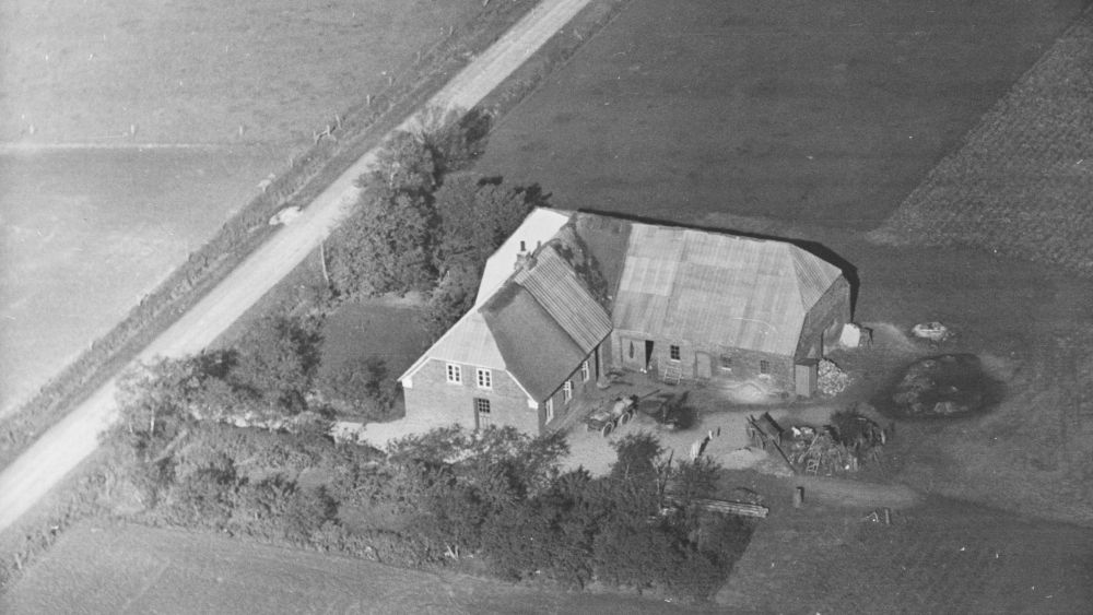  1948 Aalborg Luftfoto;  Det Kgl. Bibliotek https://www.kb.dk/danmarksetfraluften/images/luftfo/2011/maj/luftfoto/object1642891