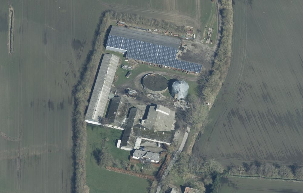 Skråfoto 2023 fra Styrelsen for Dataforsyning og Effektivisering, CC BY 4.0, hentet juli 2025. https://skraafoto.dataforsyningen.dk/?center=572438.34%2C6293877.84&item=2023_81_06_2_0009_00000714&year=2023&orientation=north